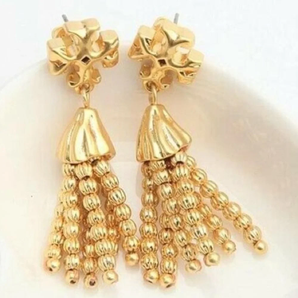 🔥🔥Tory Burch Authentic Earrings At Awesome Prices To Buy Now & Save